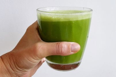 Suco Verde com Spirulina: A Bebida para Melhorar sua Disposição e Digestão - Ovacare